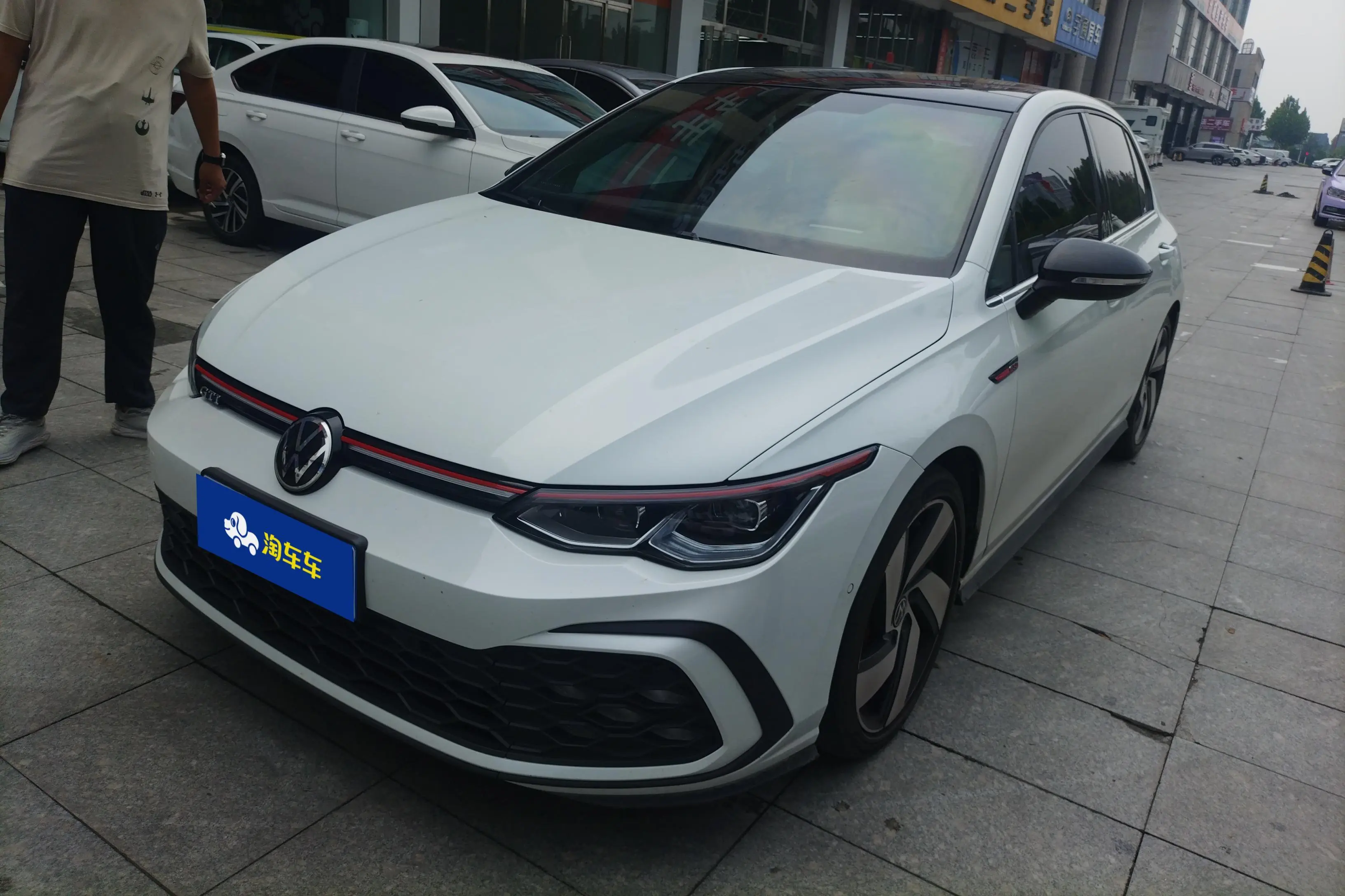 2021款大衆(zhòng)高爾夫 380TSI DSG GTI二手車價(jià)格及配置詳細(xì)介紹