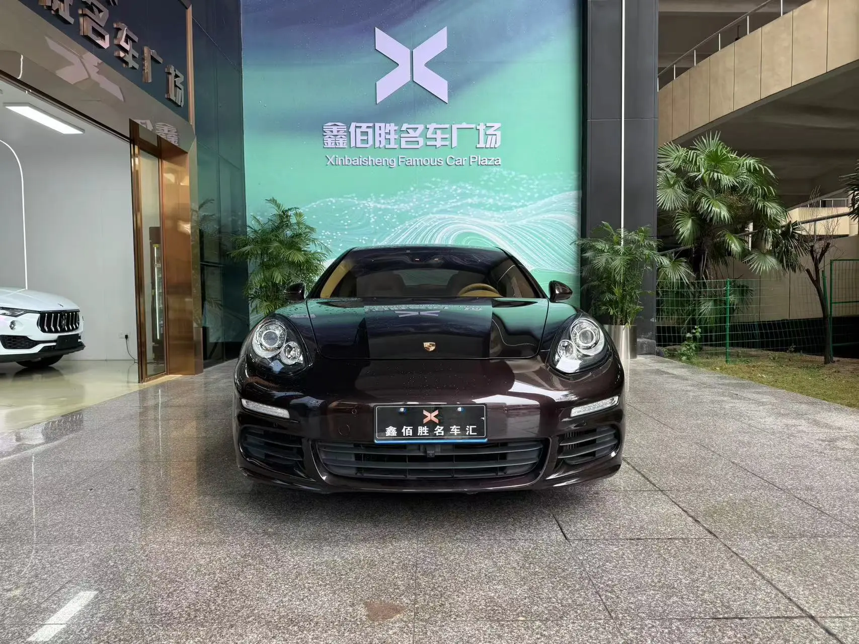 保時(shí)捷Panamera 3.0T配置詳解及市場(chǎng)行情分析